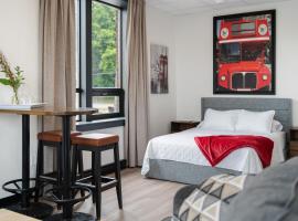 Bridge View at The MillRows Suites, hotel in New Glasgow