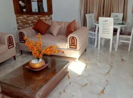chic apartment for rent, hotel a Rejiche