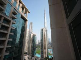 Luxury Cozy Minimalist 1BR Haven Burj View – hotel w mieście Sabkhah