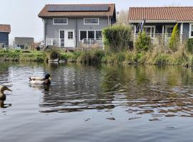 Cottage au bord de l'eau, Hotel in Bourbourg