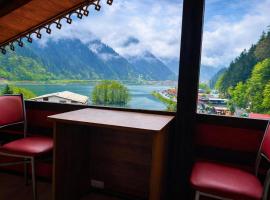 CERRAHPAŞA SUİTE HOTEL, hotel i Uzungöl
