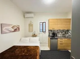 The Central Retreat 4