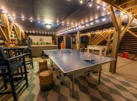 Oceanside Cottage -3BDR 2BA-Walk to Beach!