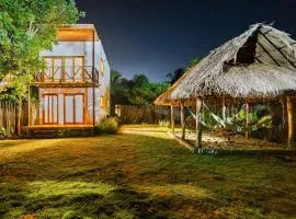 Casa Jaguar - Cabin Near Playa del Viento