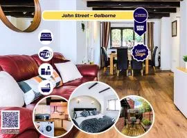 Spacious 4-Bed House Near Wigan Warrington