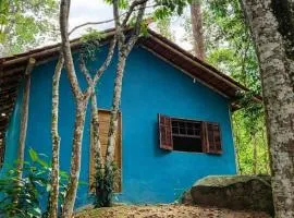 Casa na Mata - 2 min da Praia de fora com WiFi