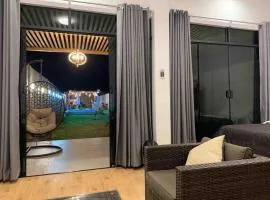 House in Ica with large green areas, swimming pool, BBQ