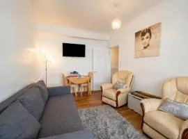 Forton Central Gosport Group Townhouse 3 bed slp 9