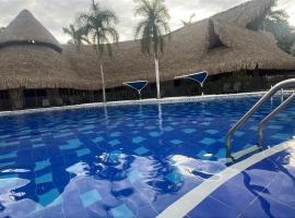 Apartamento con balcón Palma Real - Flandes, Tolima – hotel w mieście Flandes