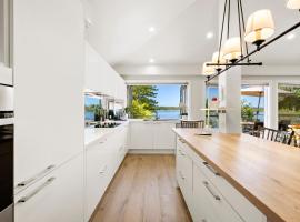 The Lakehouse - Marks Point, hotel a Marks Point