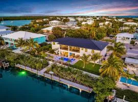 Coco Plum Palms New Waterfront Pool Spa Dock