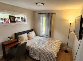 The Highlander Room at Hina's Home