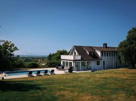 12 person holiday home in BÅSTAD-By Traum, hotel em Båstad