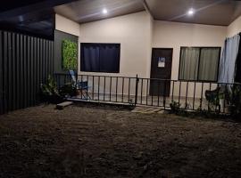 Ziba House, khách sạn ở Savegre