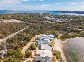 Egret's Landing Delivers The Ultimate Coffin Bay Experience