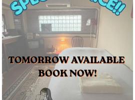 HOSTEL KURIYA OSAKA, Hotel in Izumi-Sano