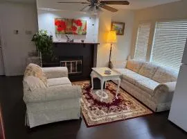 As You Wish Suites and Rooms Near YVR with Parking