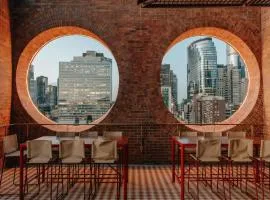 Hyde Melbourne Place