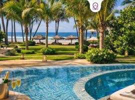 Amazing Beach Condo in Acapulco Diamante, 4 BR、アカプルコのホテル