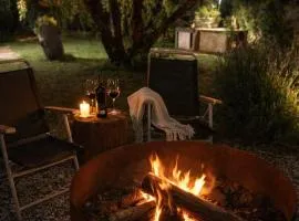 Praia quinta, Piscina Climatizada y Fogon