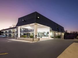 Super 8 by Wyndham Kingsport /I-81 – hotel w mieście Kingsport