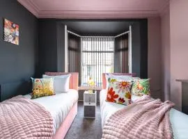Amen 4 Bedroom Garden Street Parking 2 Bathroom - Perfect for Contractors, Groups