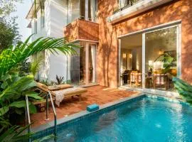 La Zacara 2BHK Premium Villa Located in Parra with Private Pool, Fully Equipped Kitchen, WiFi & 24x7 Security by The Blue Kite