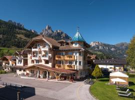 Hotel Chalet Sas Morin, hotel a Pozza di Fassa