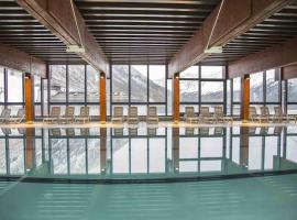 Apartment with panoramic pool for 4 at 2000m, hôtel à Maso Corto