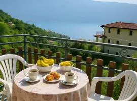 Vista Lago Casa Demonti