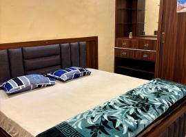 TB Homestay- 1min to Taj Mahal, Hotel in Agra