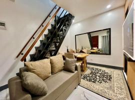 J&D Fully-Aircon Hot Shower Parking WiFi 6pax, khách sạn ở Canaman