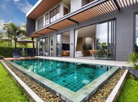 3BR Seaview Private Pool Villa- Longone Pool Villa by Warm Plus, Hotel in Chalong