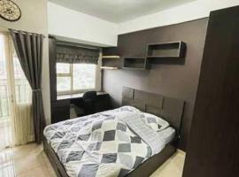Apartemen Emerald Bintaro โรงแรมในDukuh