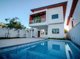 The Hide Private Pool Villa