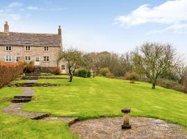 4 Bed in Wareham oc-78042, hótel í Kingston