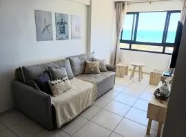Apartamento de 3 quartos de frente para o mar