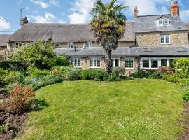 4 Bed in Bridport oc-dc212