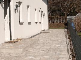 Haus Auf Bulz - Klippeneck, hotell i Denkingen