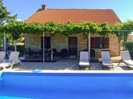 Amazing Home In Biograd Na Moru