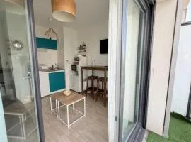 Bright studio apartment in La Rochelle