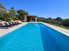 Can Pep Vicentet - House with pool and garden in Es Cubells, Hotel in Sant Josep