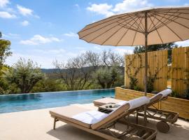La Bastide des Rameaux - Boutique Hôtel & Spa، فندق في Callas