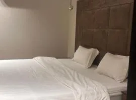 فخامة العلا