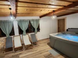 Forest Home 12 by GREEN Croatia, hotel a Bužim
