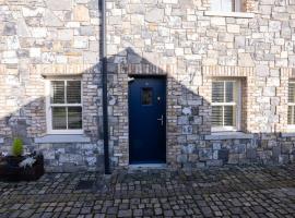 Alensgrove Cottages #6 - Two-Bedroom Cottage, hotel v mestu Leixlip