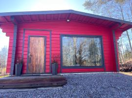 Mõnus puhkemajake Lõuna-Eestis، فندق في Koloreino