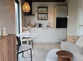 Luxe Tiny Suite voor 2 personen met tuinbad