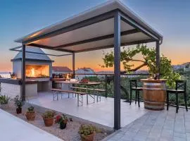 Apartman Family s bazenom u blizini Splita