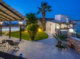Fontana Luxury Villa Salakos With Pool Near Beach, hotel a Sálakos